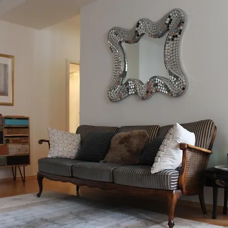 Am Dreifluesseeck דירה *