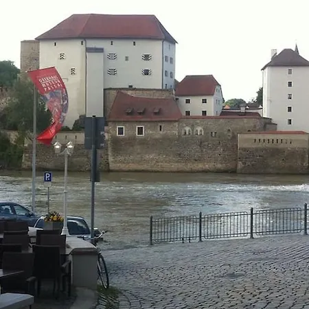 Am Dreiflüsseeck Apartment Passau